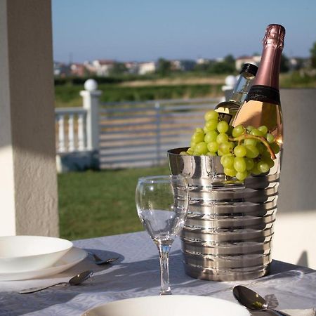 Il-Holidays Paralia Екстериор снимка